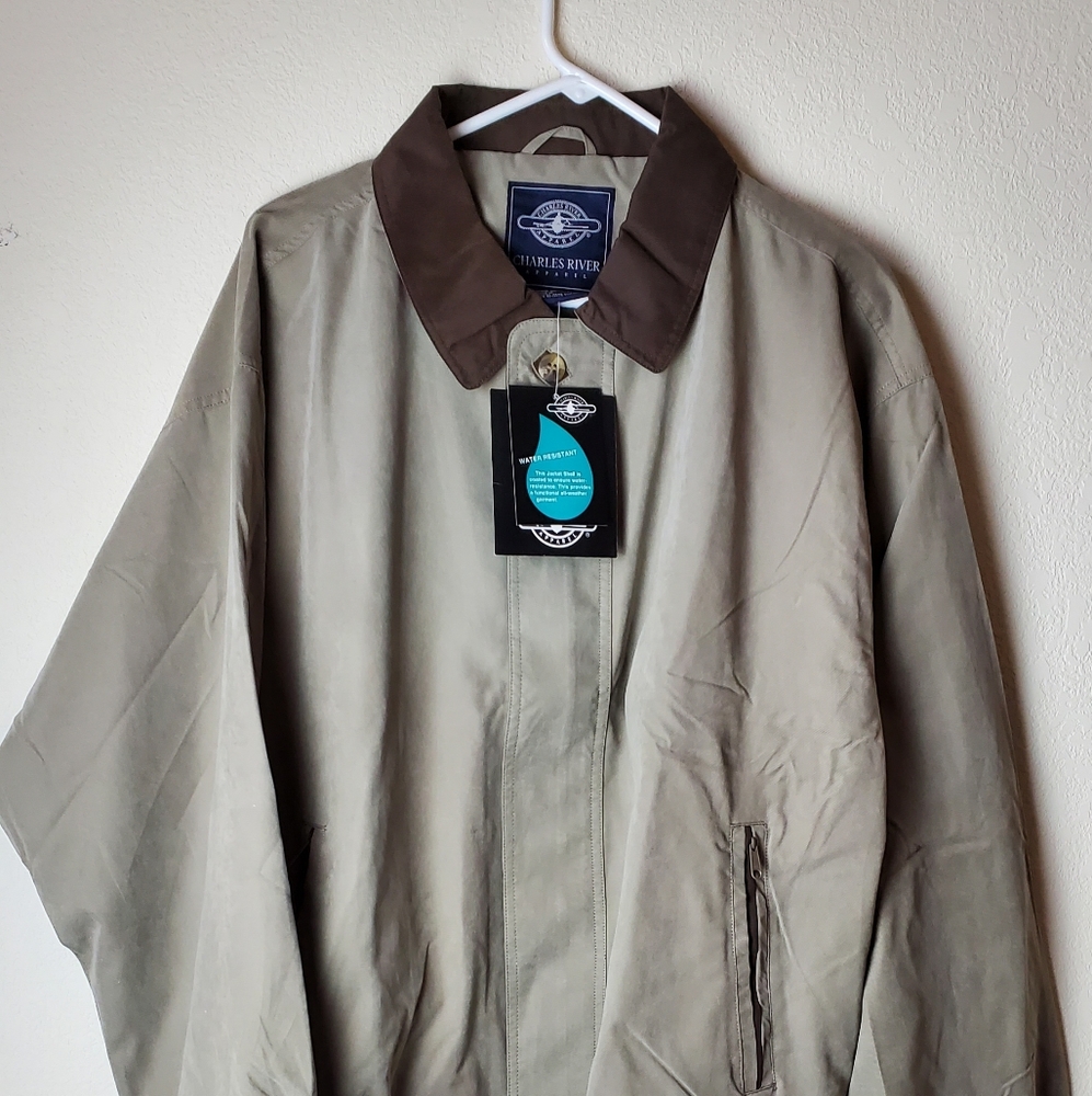 Charles River Men's Raincoat New with Tags Size XL, Embroidered On Sleeve